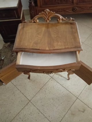 Set de 2 Mesitas de Noche Antiguas