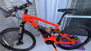 Bici eléctrica doble  532 km, como nueva.