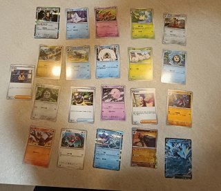 Lote de 21 Cartas Pokémon