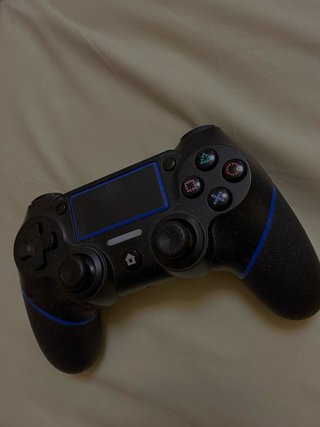 PLAYSTATION 4 SLIM 1TB + COMANDO + CAVI