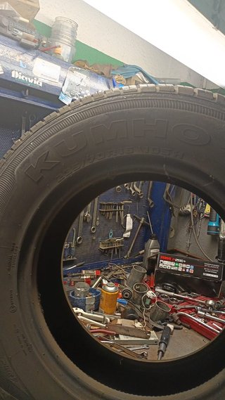 Neumático Kumho 235/70R16 105H
