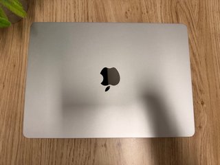 MacBook Air M2 16GB/256GB Plata