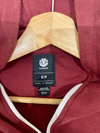 Casaco com Capuz Element Vermelho