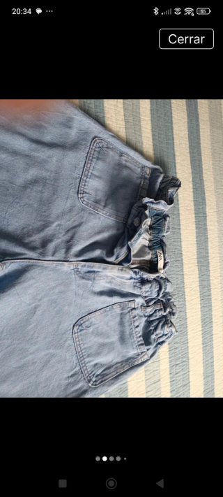 Pantalón vaquero Zara azul
