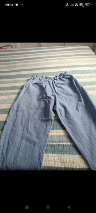 Pantalón vaquero Zara azul