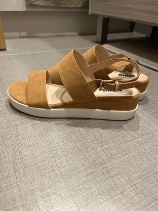 Sandalias nuevas Mustang Marrón Talla 38