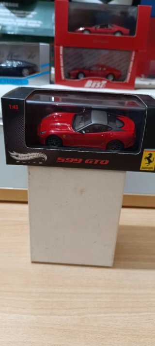 Ferrari 599 GTO Hot Wheels Elite 1:43