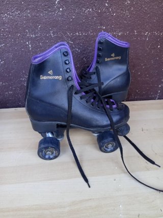 Patines Boomerang Negros y Morados