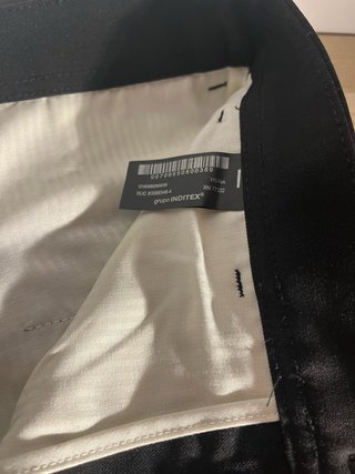 Pantalón negro Zara