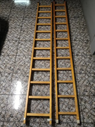 Escalera extensible madera