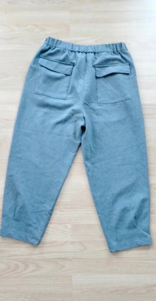 Pantalón Zara gris