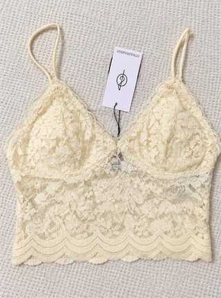 Top encaje Stradivarius talla S
