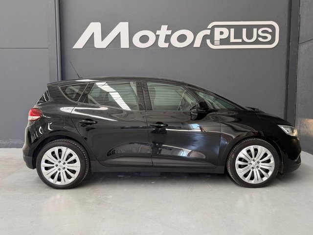 RENAULT Scenic Zen Blue dCi 88 kW 120CV  18