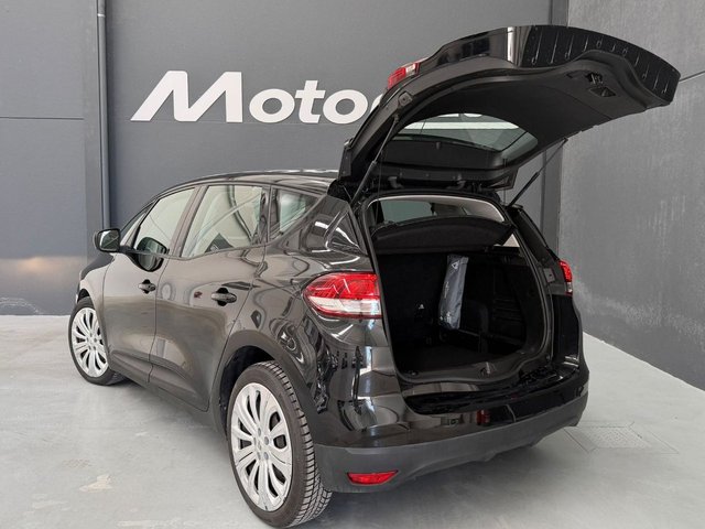 RENAULT Scenic Zen Blue dCi 88 kW 120CV  18