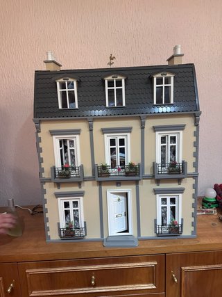 Casa de muñecas de 3 plantas