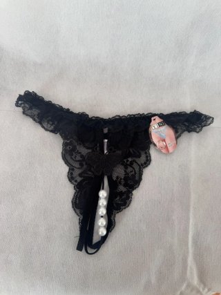 Set de 4 Tangas de Encaje con Perlas