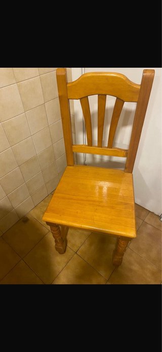 Mesa de Comedor de Madera Rústica