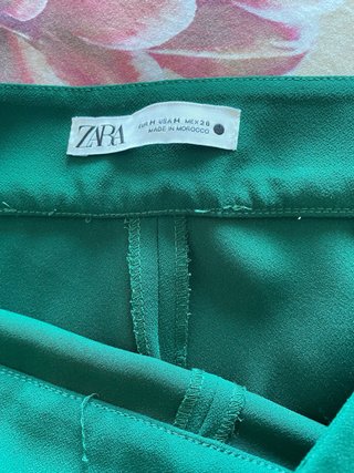 Traje Zara Verde