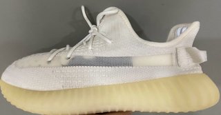 Zapatillas Deportivas Blancas y Beige
