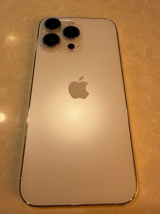 iPhone 14 Pro Max 256GB - 84% Batería