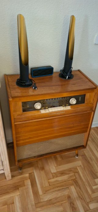 Radio Tocadiscos Grundig Vintage Madera