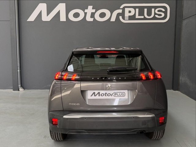 PEUGEOT 2008 Active BlueHDI 100 SS BVM6