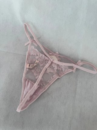 Set de 3 Tangas de Encaje