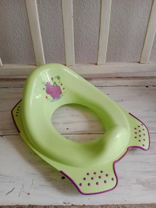 Adaptador para váter infantil con dibujo