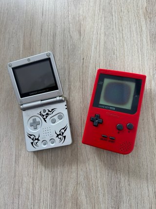 Game Boy Advance SP y Game Boy Pocket