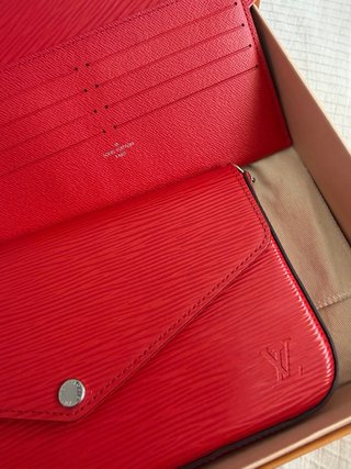 Bolso Louis Vuitton Rojo