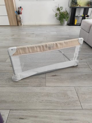 Barrera de seguridad para cama de bebé