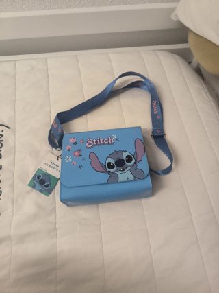 Bolso de niña Stitch.