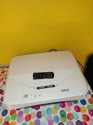 Proyector StarBoard DLP Interactivo