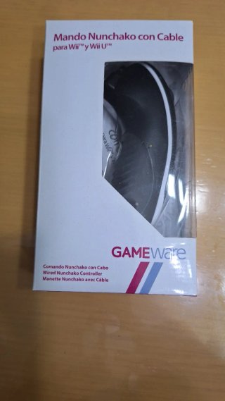Mando Nunchako con Cable para Wii y Wii U