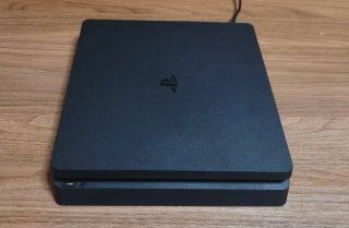 PlayStation 4 Slim 500GB