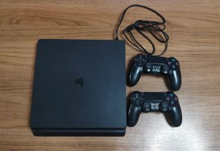PlayStation 4 Slim 500GB