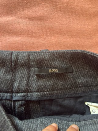 Pantalón de traje BOSS gris