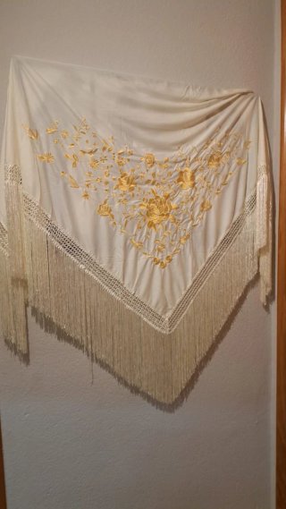 Mantón de Baile Bordado 195x150cm