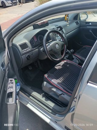 Volkswagen Golf 2004