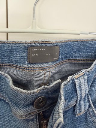 Pantalón vaquero Zara azul