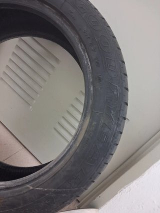 Neumático Goodyear