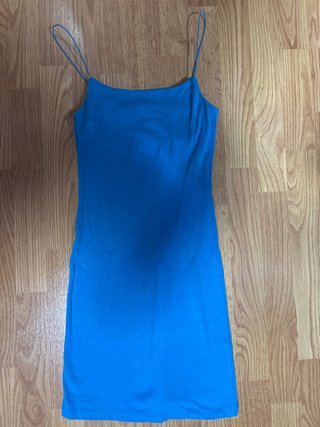 Vestido azul de tirantes