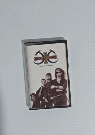 Casete Héroes del Silencio - Senderos de Traición