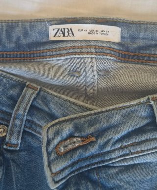 Pantalón vaquero Zara talla 44