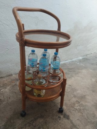 Camarera Vintage de Ratán