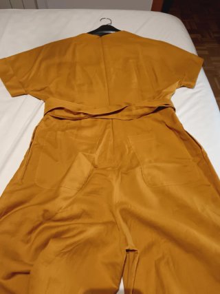 Mono Adolfo Domínguez Amarillo
