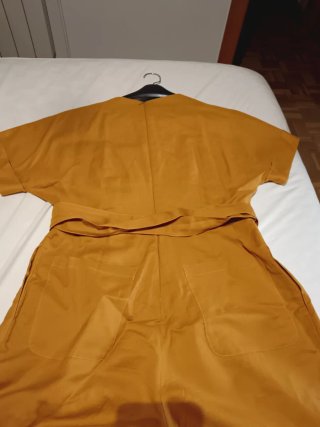 Mono Adolfo Domínguez Amarillo