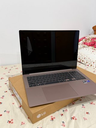Portatile LG Gram Pro 17'' NUOVO DA INAUGURARE