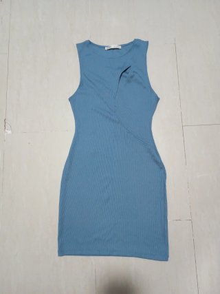 Vestido azul petróleo ajustado