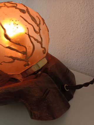 Lámpara Rústica Manos Madera Cristal